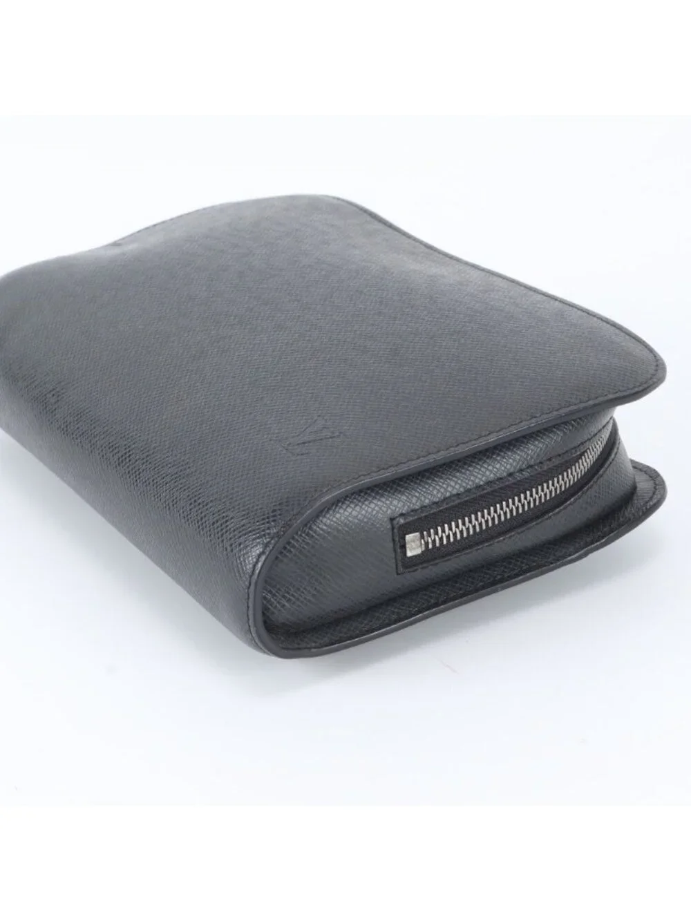 Louis Vuitton Taiga Baikal Leather Clutch Pouch Business